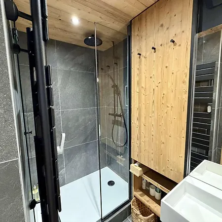Moderne Plein Sud - 6 Pers. Apartment
